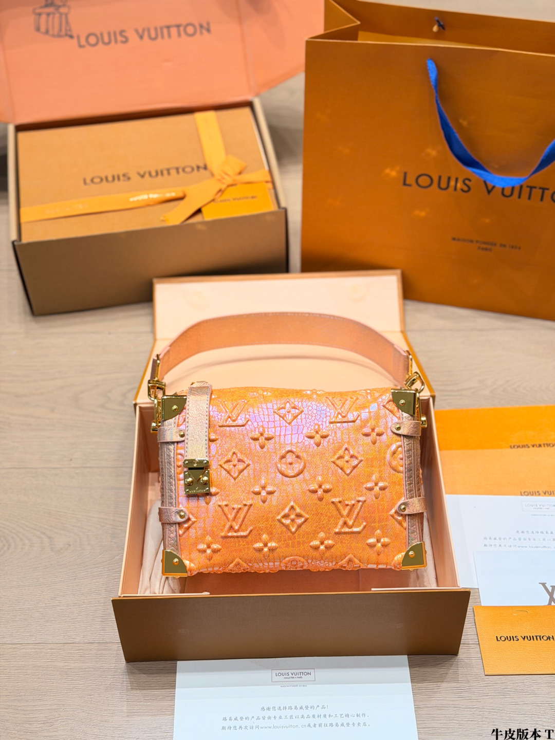 LV Monogram Handbag Cowhide Leather 10 313